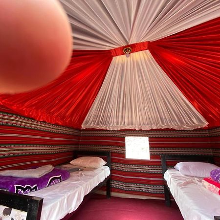 Wadi Rum Bedouin City Camp & Tours Zewnętrze zdjęcie